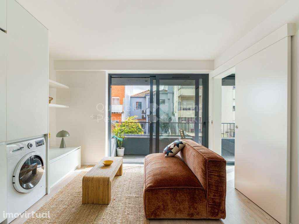 Apartamento T0+1 com varanda em Ramalde no Porto - Grande imagem: 3/25