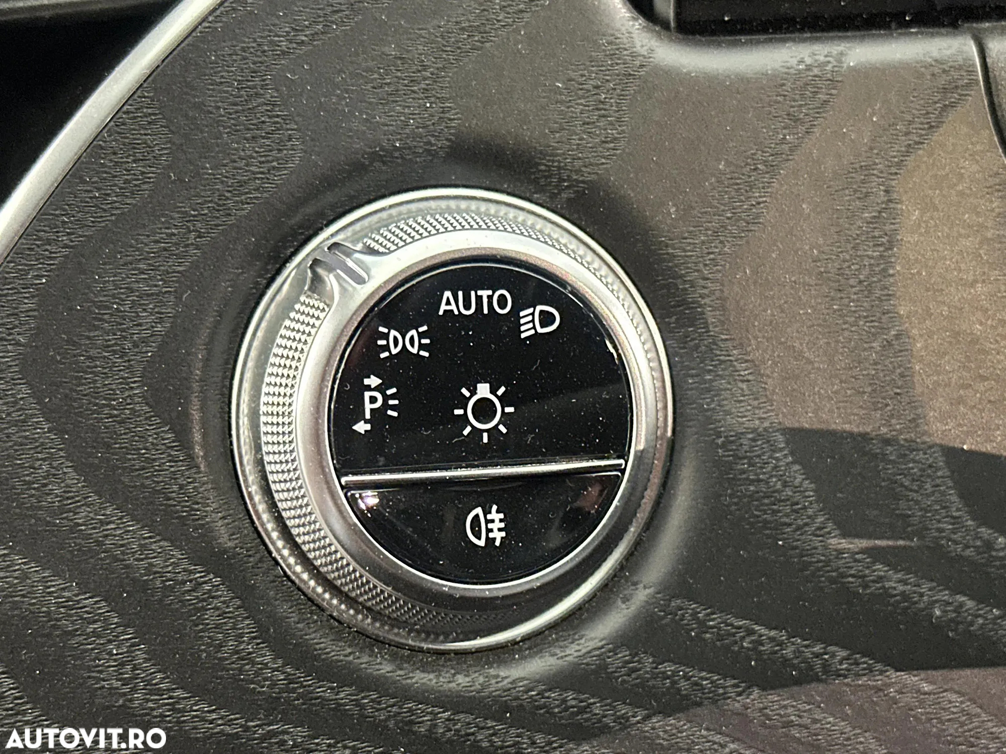 Mercedes-Benz E 220 d MHEV 4MATIC Aut. - 15