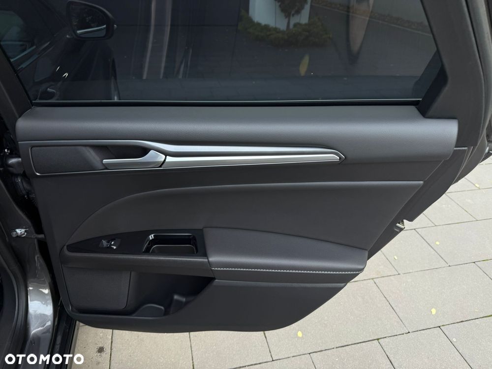 Ford Mondeo 2.0 TDCi Gold Edition PowerShift - 13
