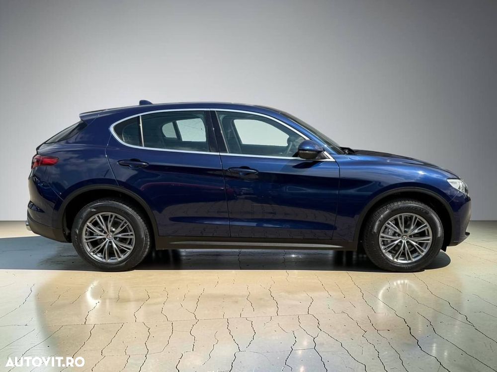 Alfa Romeo Stelvio - 19