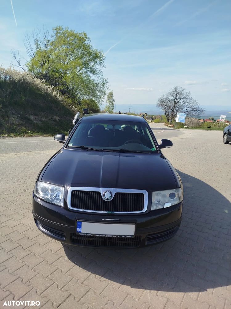 Skoda Superb 1,9 TDI Exclusive - 1