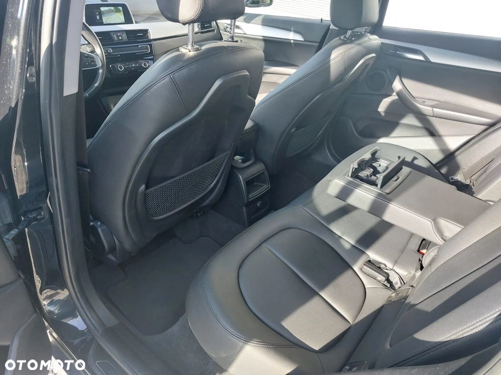 BMW X1 sDrive18i Advantage - 15