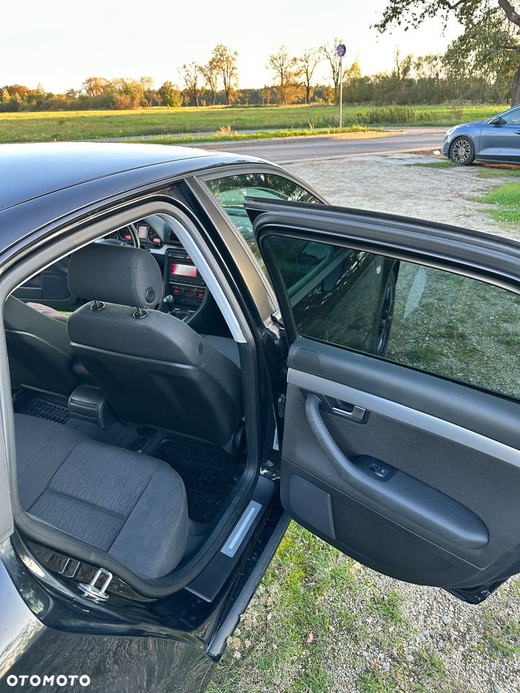 Audi A4 Limousine - 23