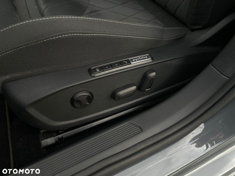 Volkswagen Golf Variant 2.0 TDI Style DSG - 12