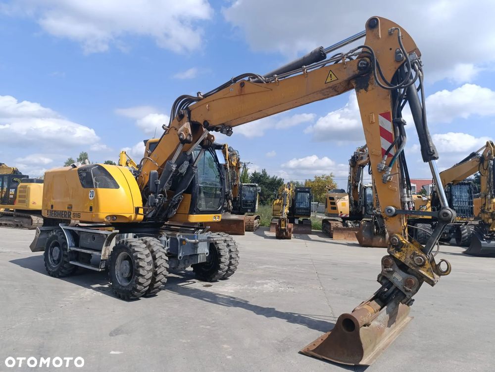 Liebherr A916 - 2