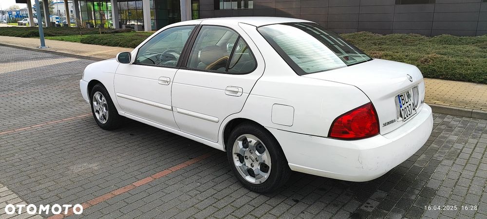 Nissan Sentra - 7