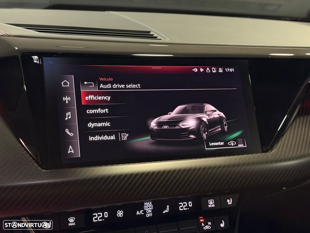 Audi RS e-tron GT quattro - 15