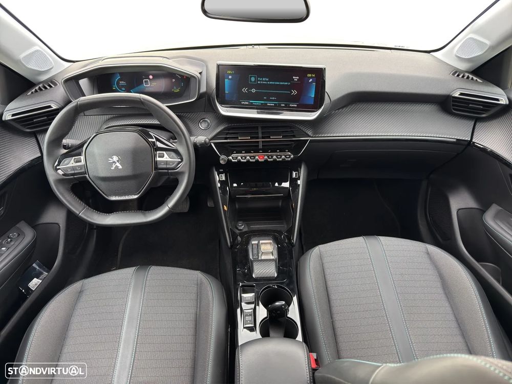 Peugeot e-208 Allure - 10