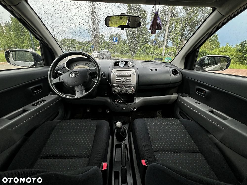 Daihatsu Sirion 1.0 CooLine - 11