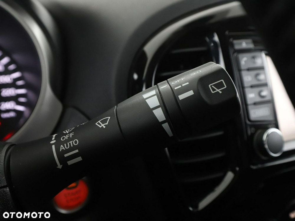 Nissan Juke 1.6 Xtronic N-Connecta - 32