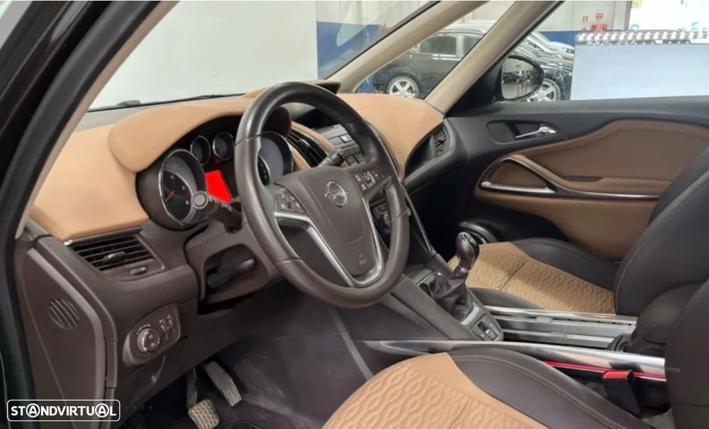 Opel Zafira Tourer 2.0 CDTI Style - 9