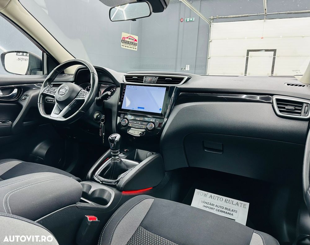 Nissan Qashqai 1.2 DIG-T N-Vision - 21
