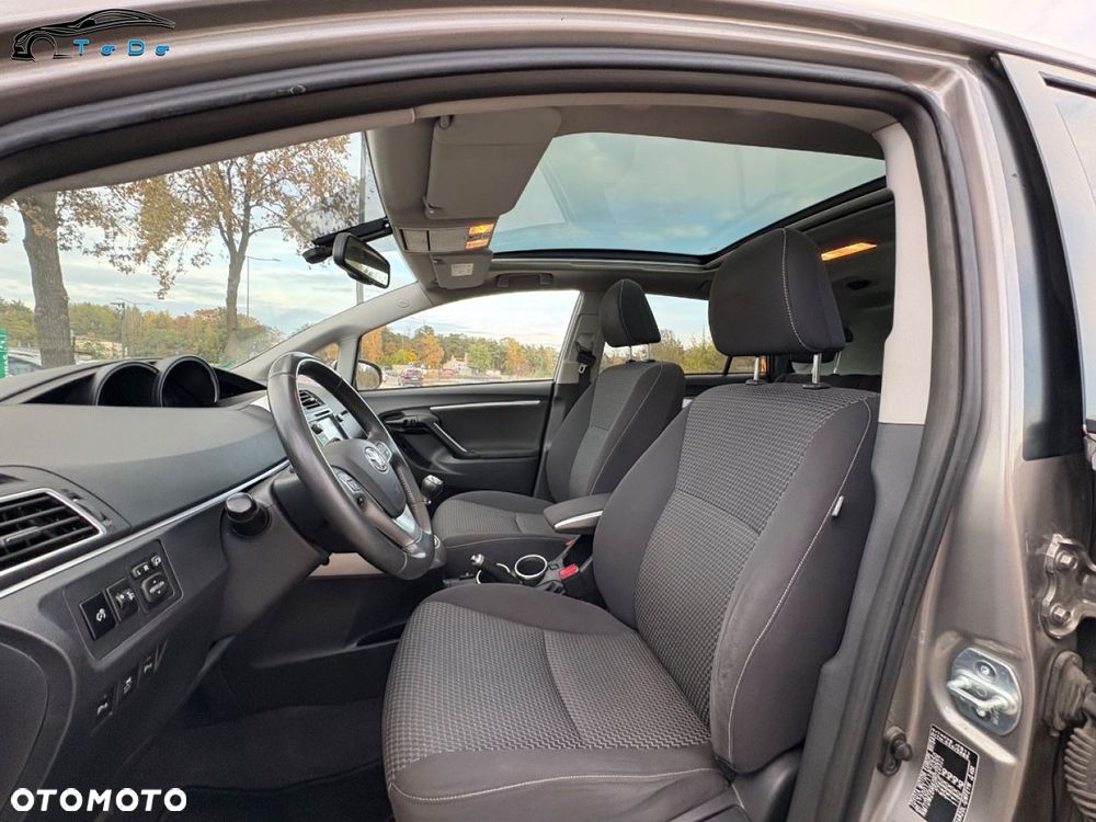 Toyota Verso 1.6 D-4D Prestige - 19