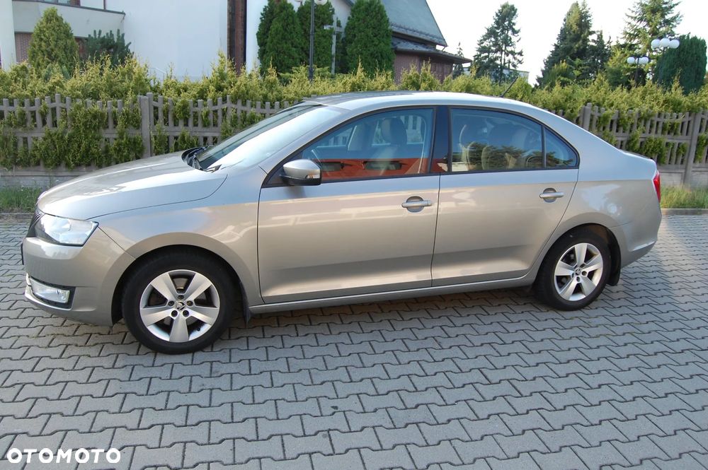 Skoda RAPID 1.2 TSI Ambition - 2