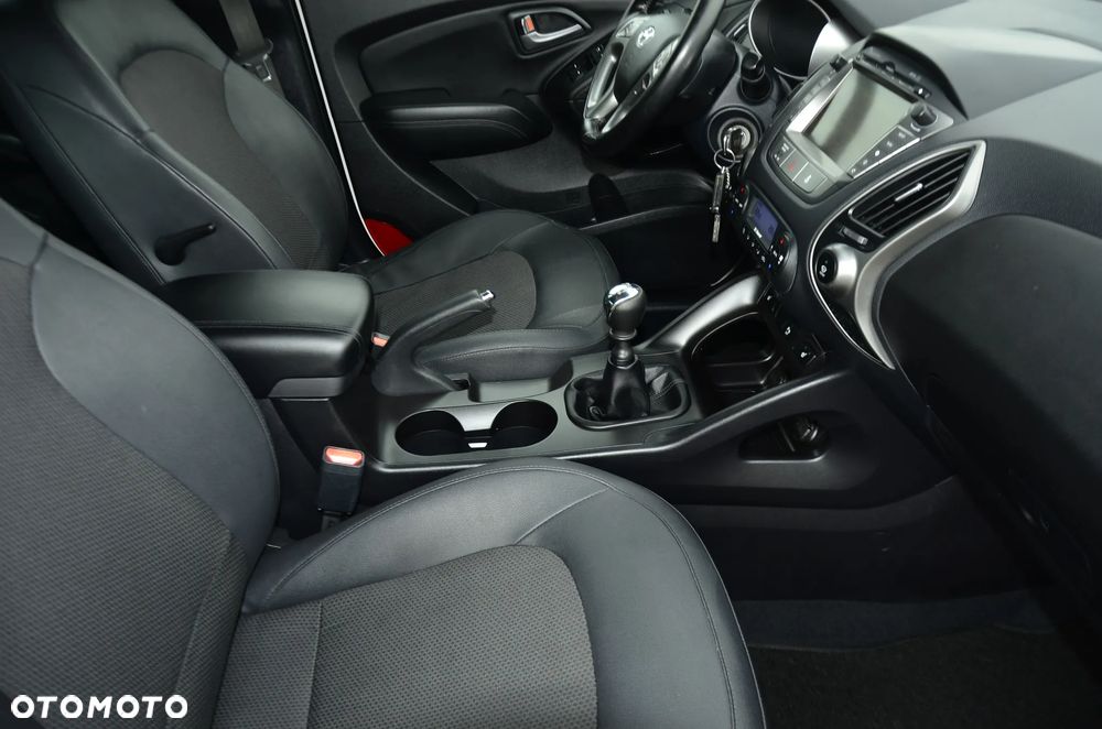 Hyundai ix35 1.7 CRDi Premium 2WD - 23