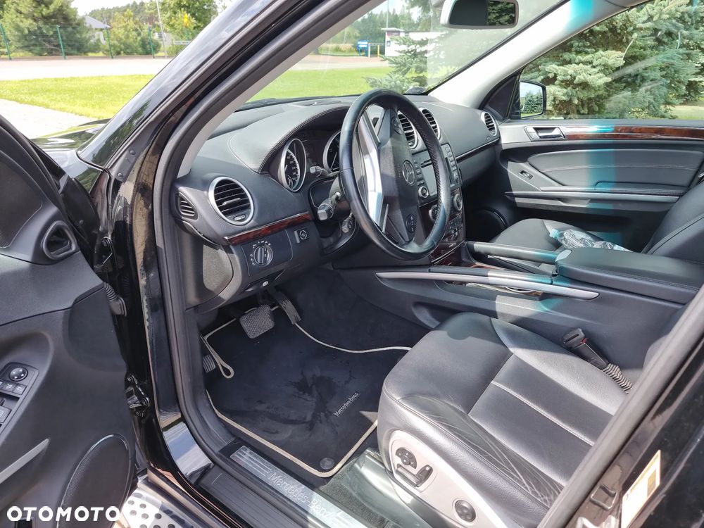 Mercedes-Benz GL 450 4Matic 7G-TRONIC - 4