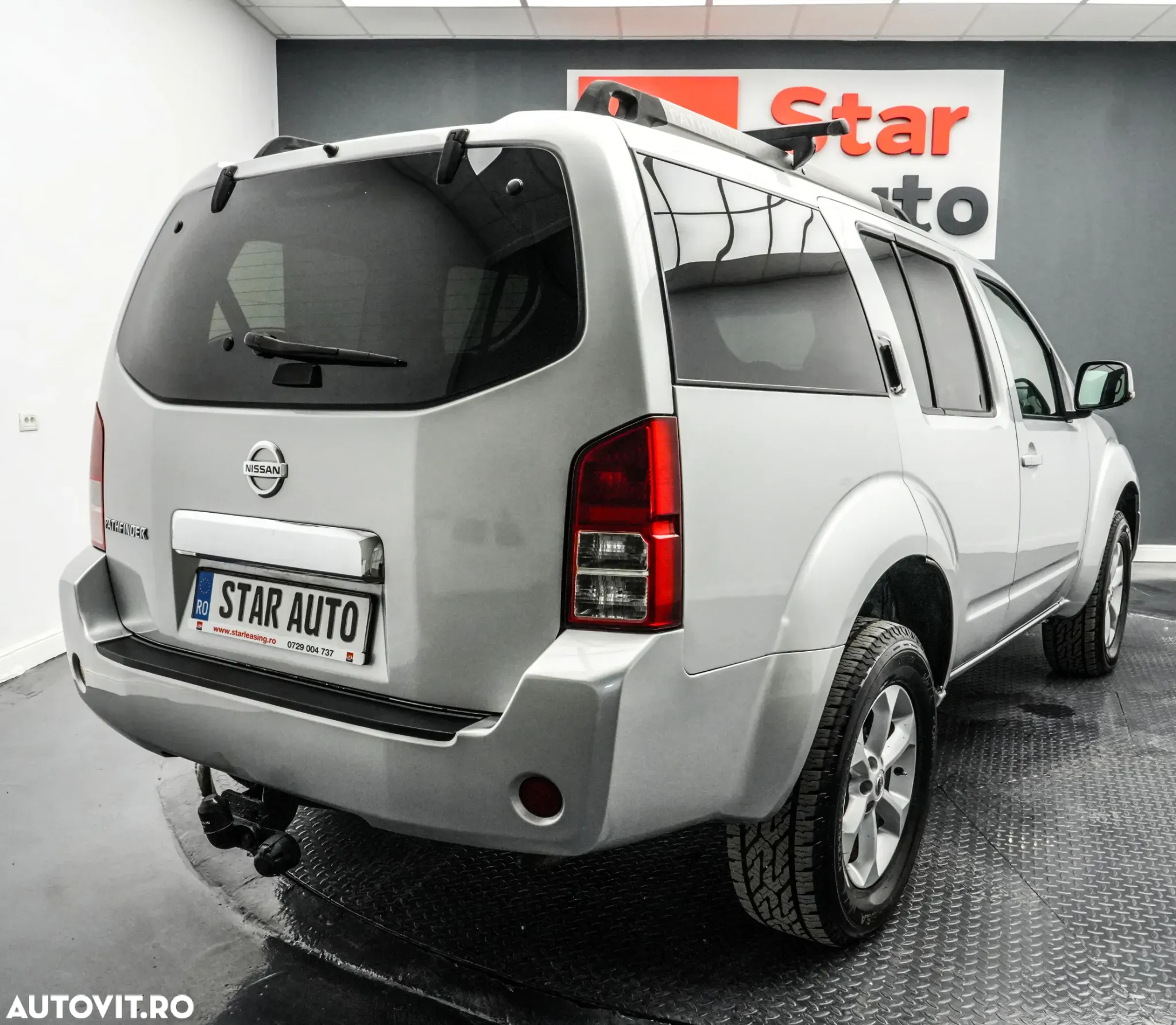 Nissan Pathfinder 2.5 dCi LE Plus - 7