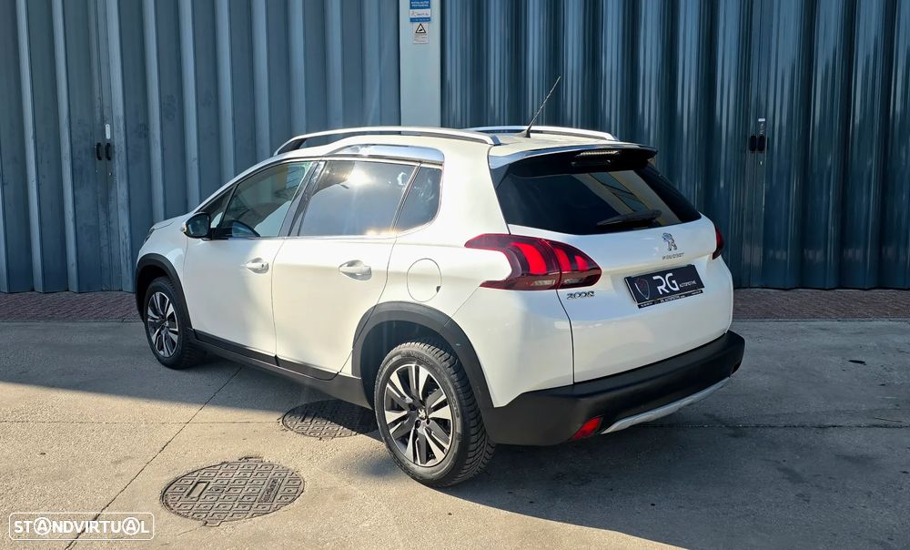 Peugeot 2008 PureTech 110 GPF Stop&Start EAT6 Allure - 7