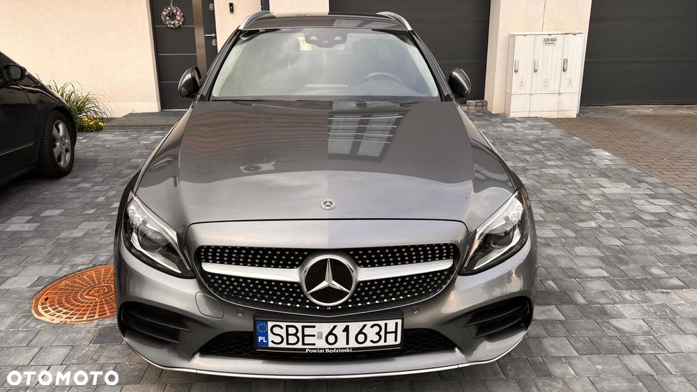 Mercedes-Benz Klasa C 220 d 4Matic 9G-TRONIC AMG Line - 2