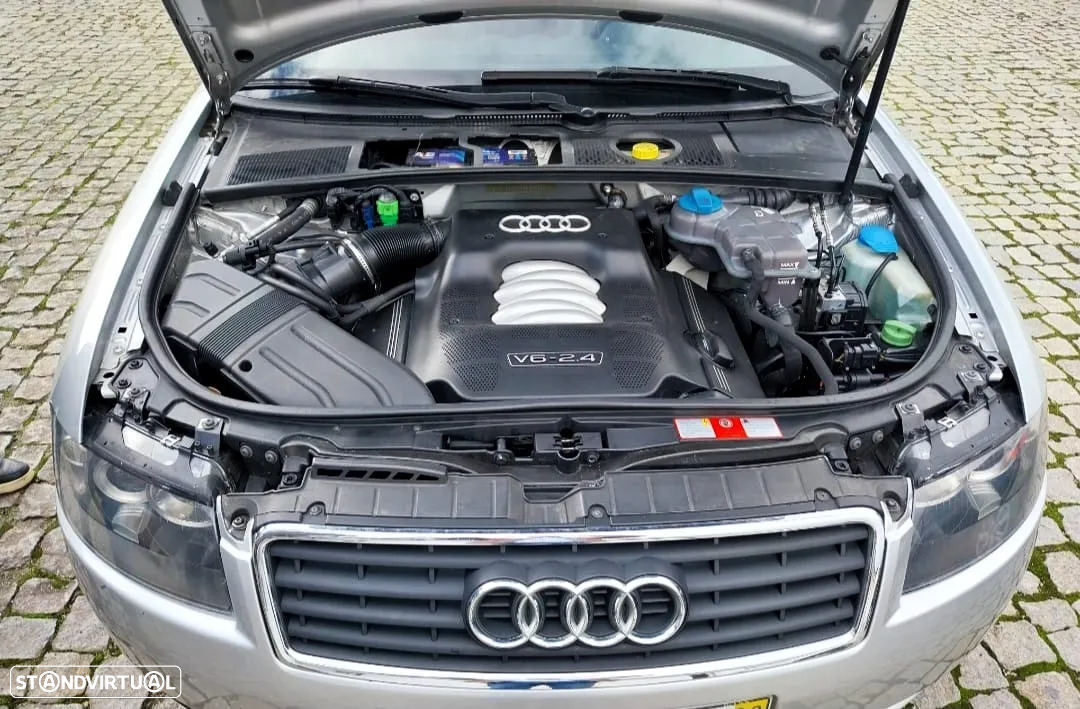Audi A4 Cabrio 2.4 S-line - 9