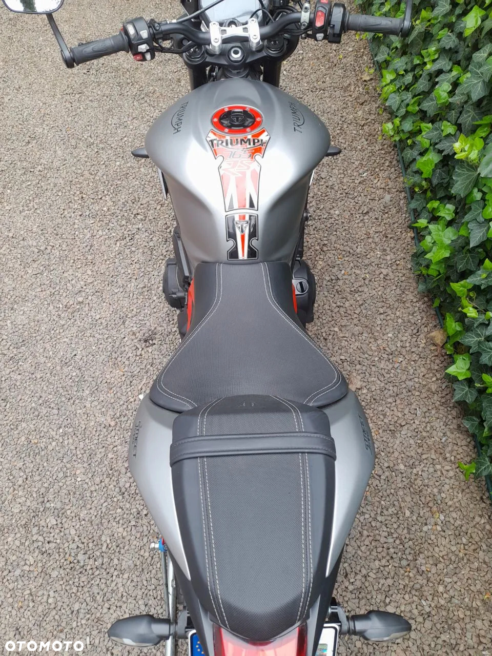 Triumph Street Triple - 5