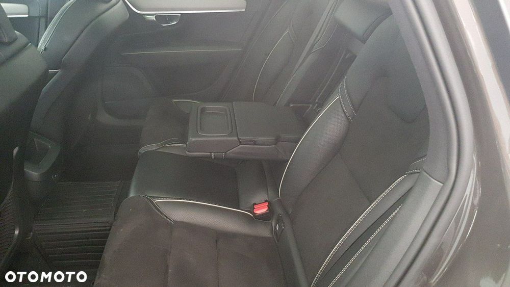 Volvo V90 - 15