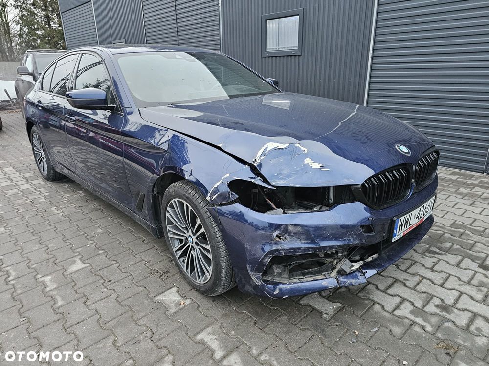 BMW Seria 5 530i xDrive GPF Sport Line sport - 2