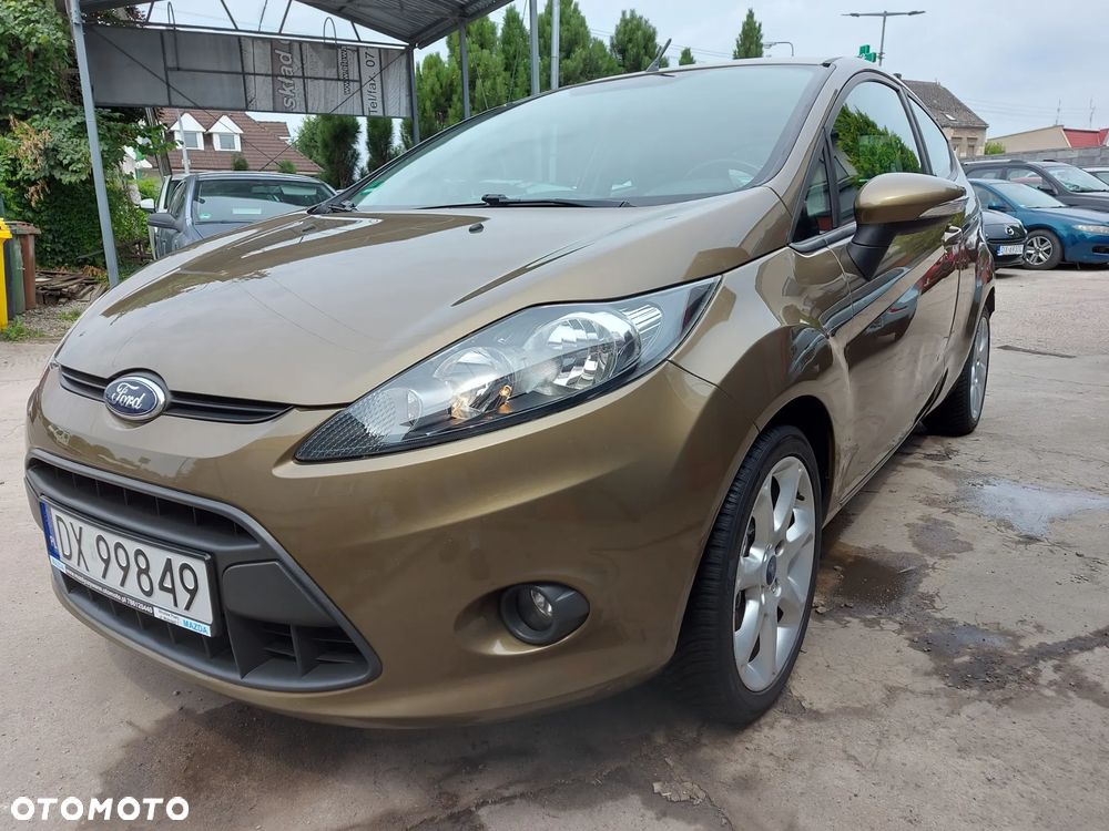 Ford Fiesta 1.4 Autom Champions Edition - 33