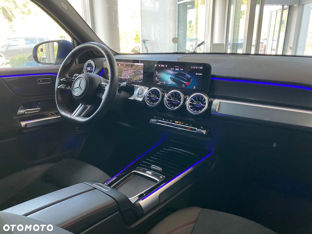 Mercedes-Benz GLB 200 AMG Line 7G-DCT - 22