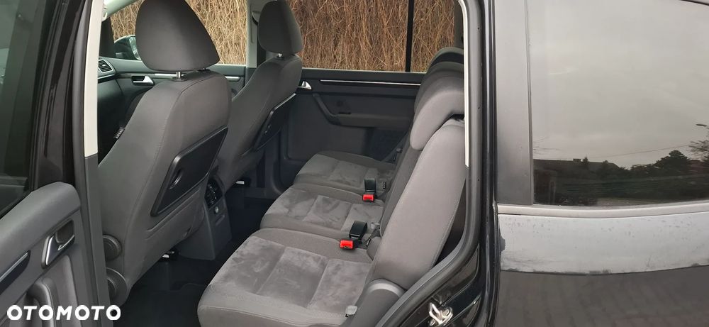 Volkswagen Touran 1.4 TSI DSG Highline - 8