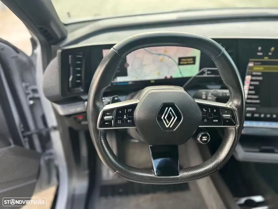 Renault Mégane E-Tech - 25