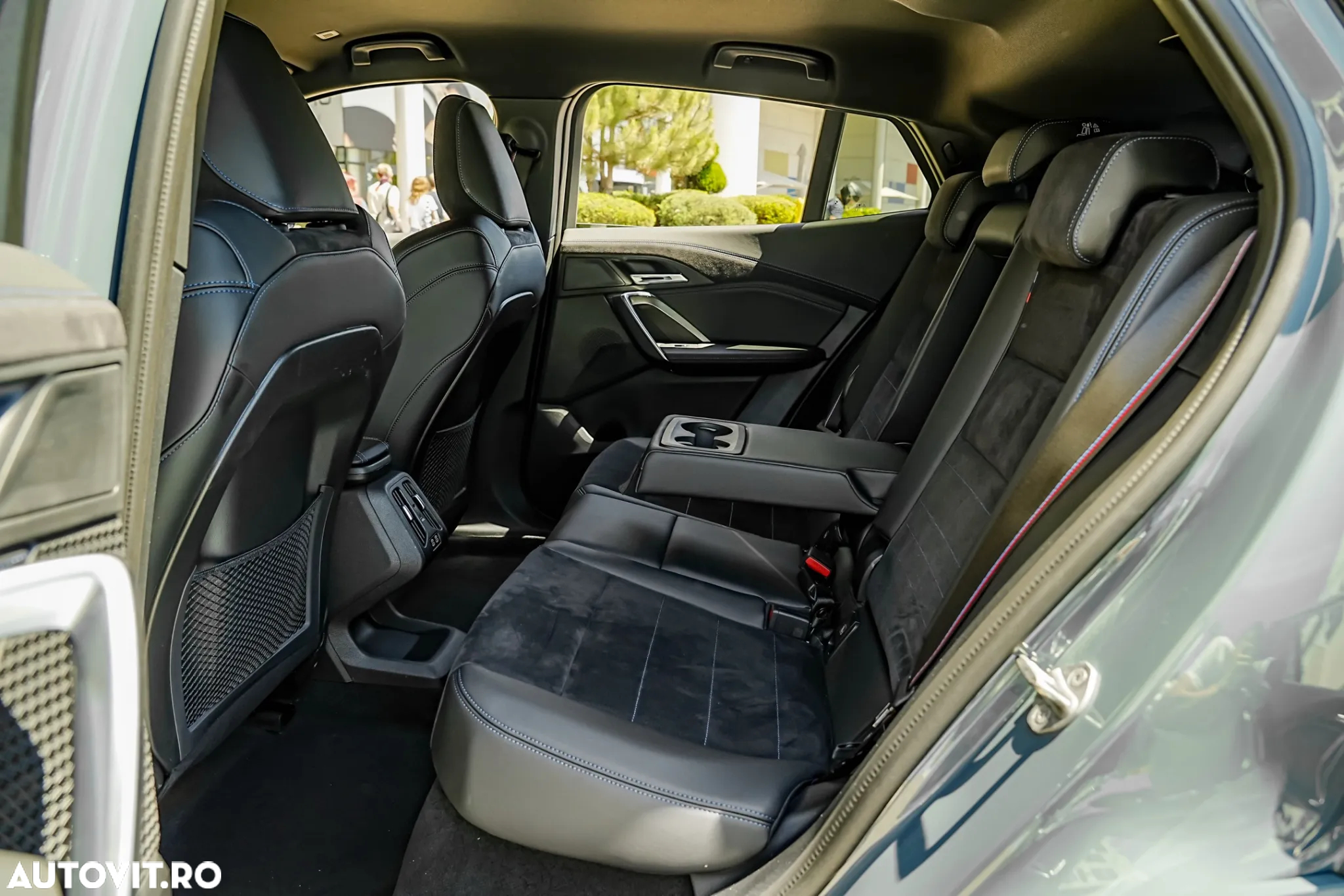 BMW iX2 xDrive30 - 9