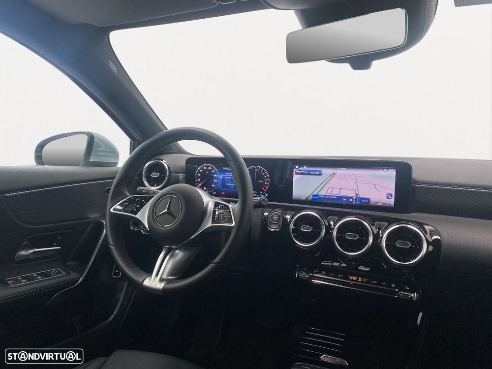 Mercedes-Benz A 250 e - 12