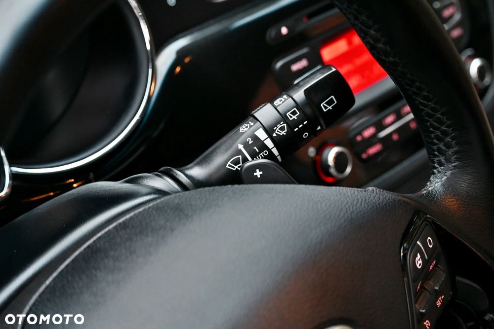 Kia Ceed 1.6 GDI DCT Spirit - 27