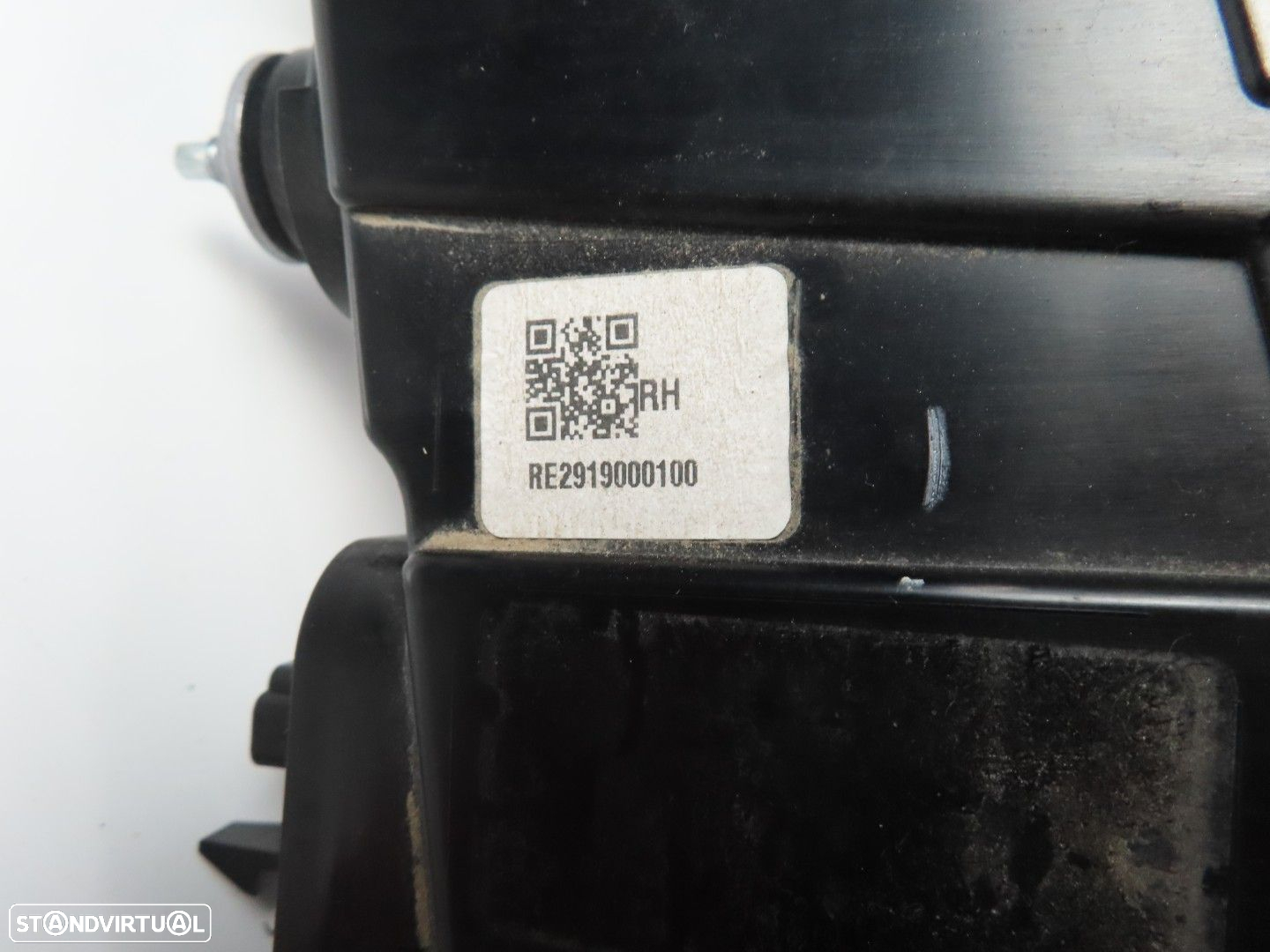 Farolim da mala Direito Seminovo/ Original RENAULT Austral (HHN) 2919000100 - 5