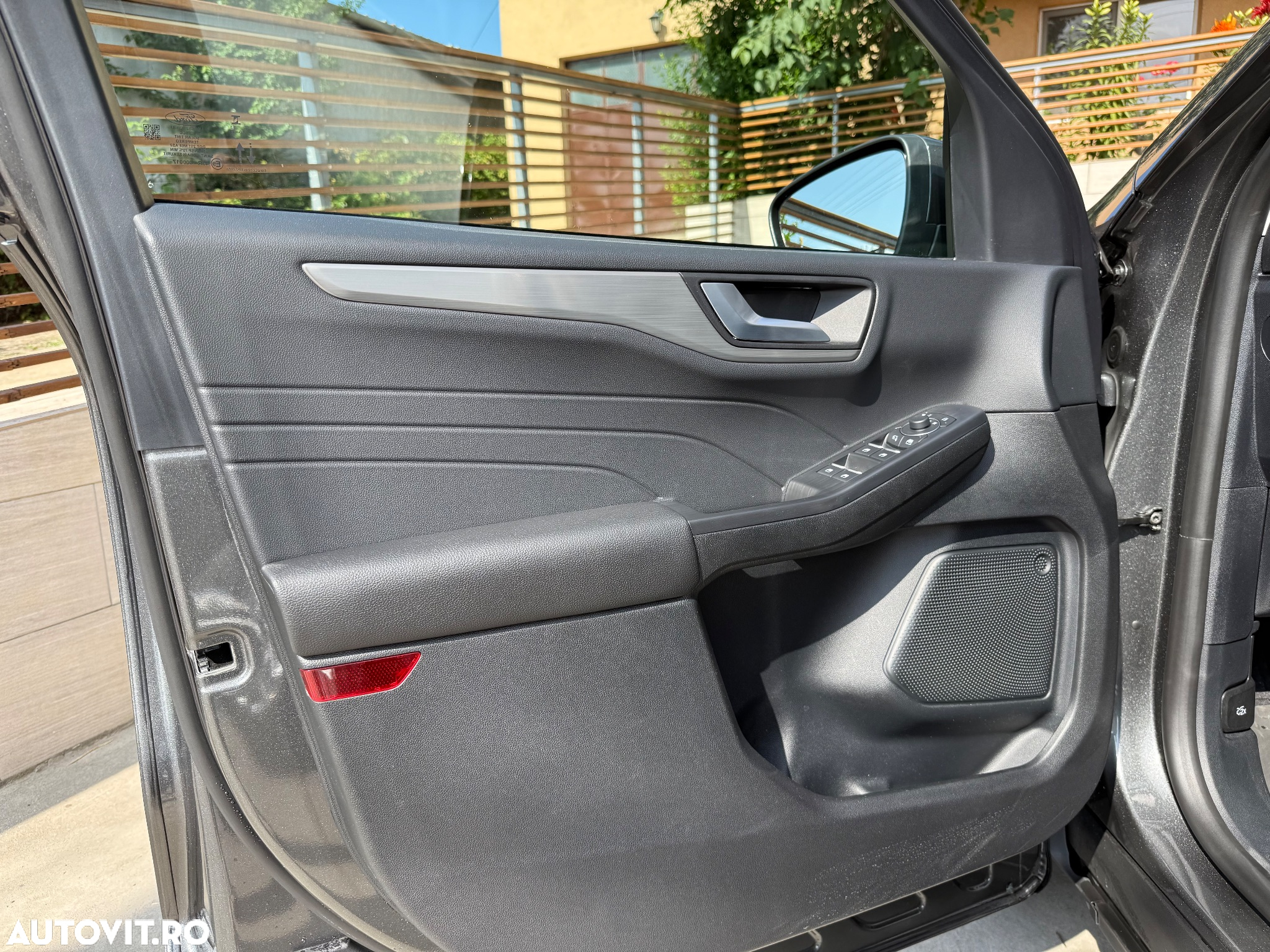 Ford Kuga 2.5 Duratec FHEV AWD Titanium - 12