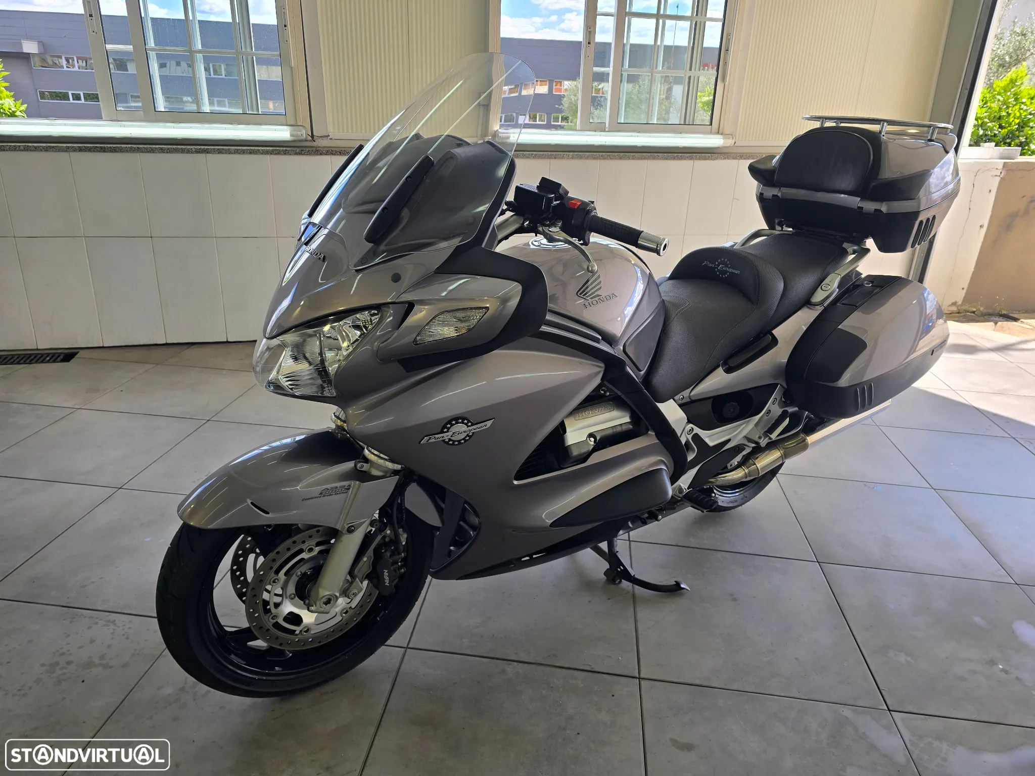 Honda Pan European ABS - 20