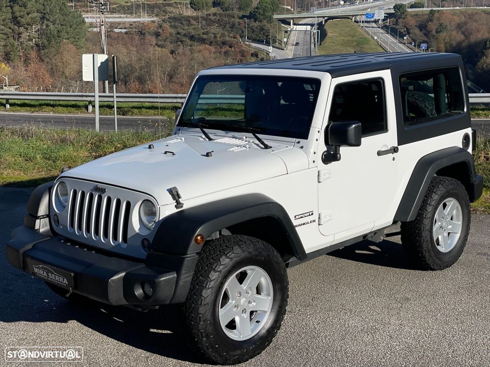 Jeep Wrangler - 10