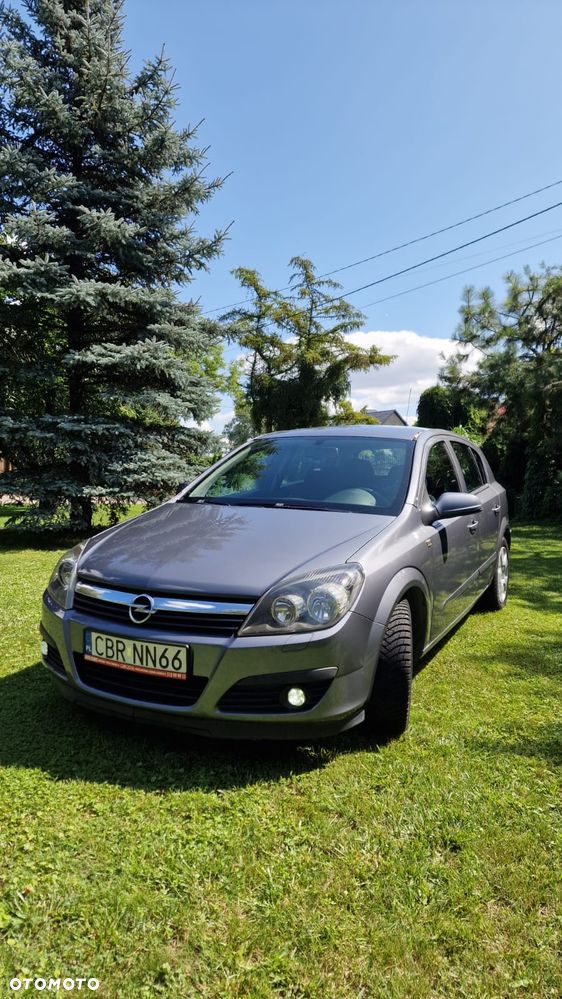 Opel Astra 1.6 Enjoy - 1