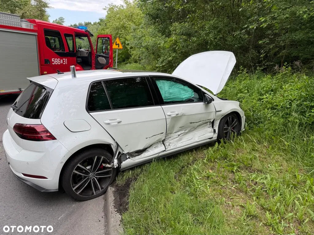 Volkswagen Golf GTD 2.0 TDI SCR DSG - 2
