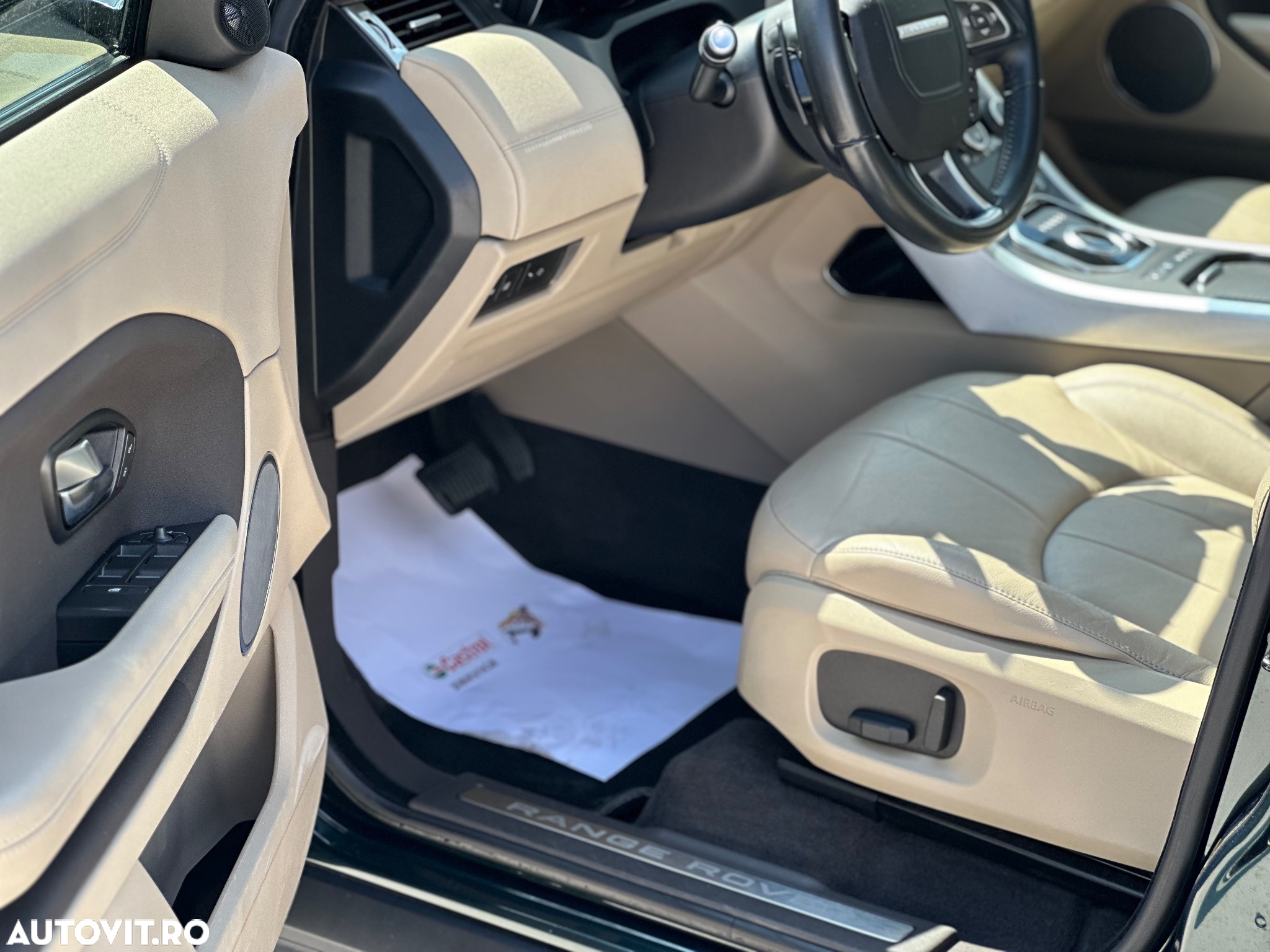 Land Rover Range Rover Evoque 2.0 D150 SE - 4