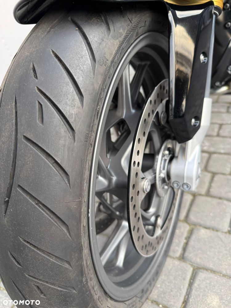 BMW R - 15