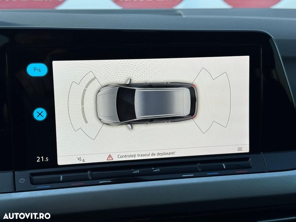 Volkswagen Golf - 11