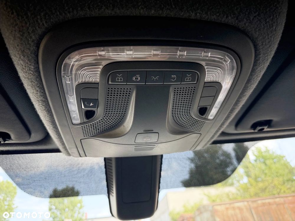 Mercedes-Benz Sprinter - 17