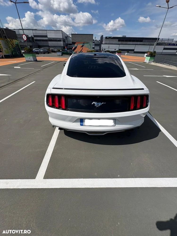 Ford Mustang 2.3 EcoBoost Aut. - 8