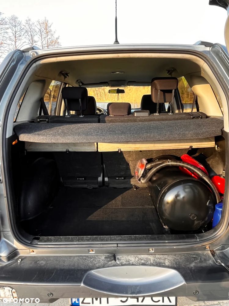 Suzuki Grand Vitara 2.0 - 8