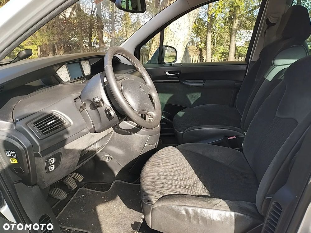 Citroën C8 2.0 HDi Exclusive EU5 - 10