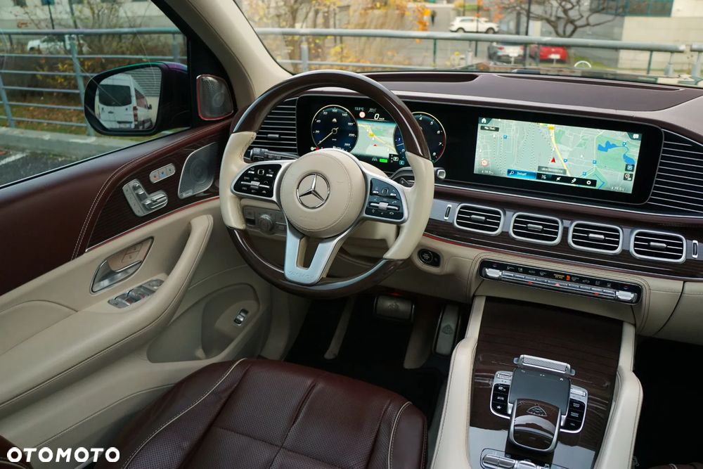 Mercedes-Benz Maybach GLS - 23