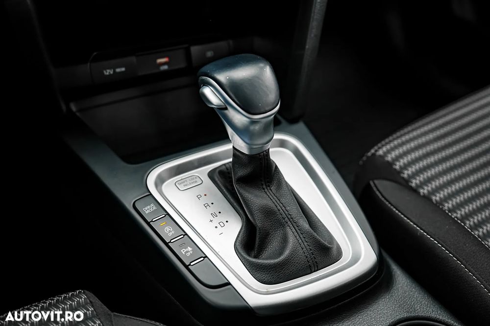 Kia XCeed - 14