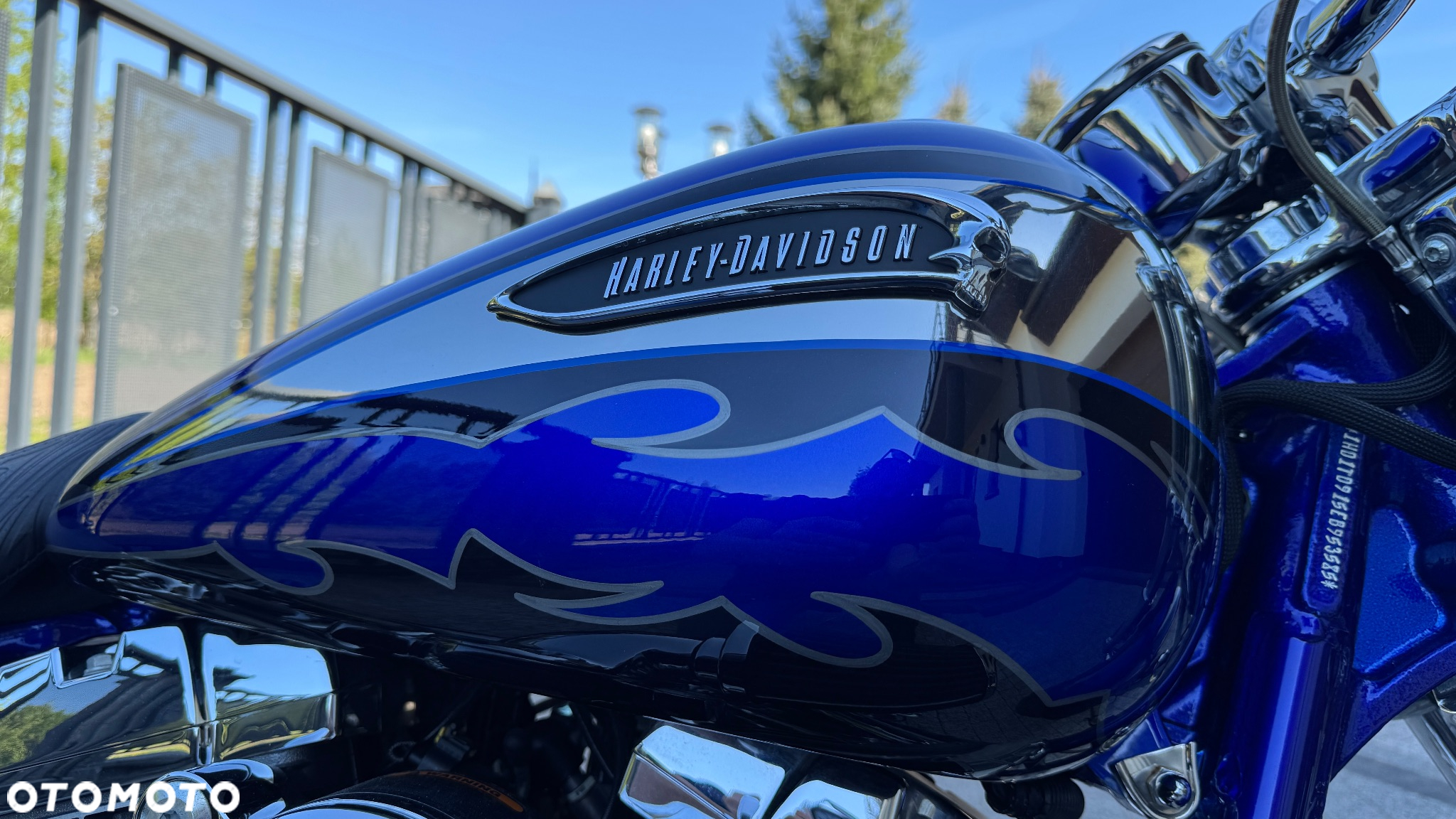 Harley-Davidson Softail Breakout - 9